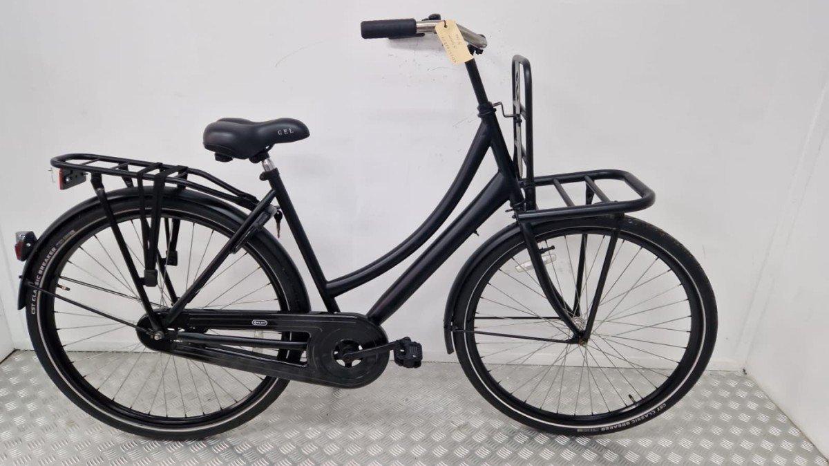 Spirit Transportfiets 53 cm zwart, vooraanzicht, gesloten kettingkast